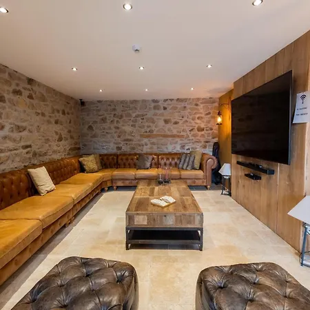 Holiday home In Ardennes Near Coo Waterfalls *